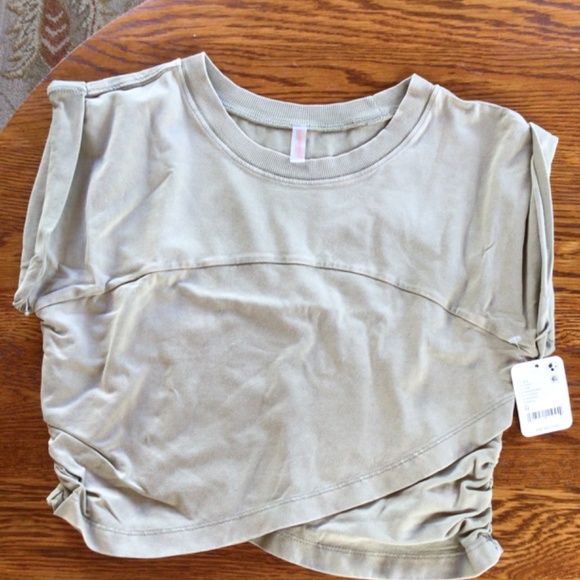 FP Movement by Free People Hot Shot Crossover Set in Sage Stone in M NWT - Picture 5 of 9